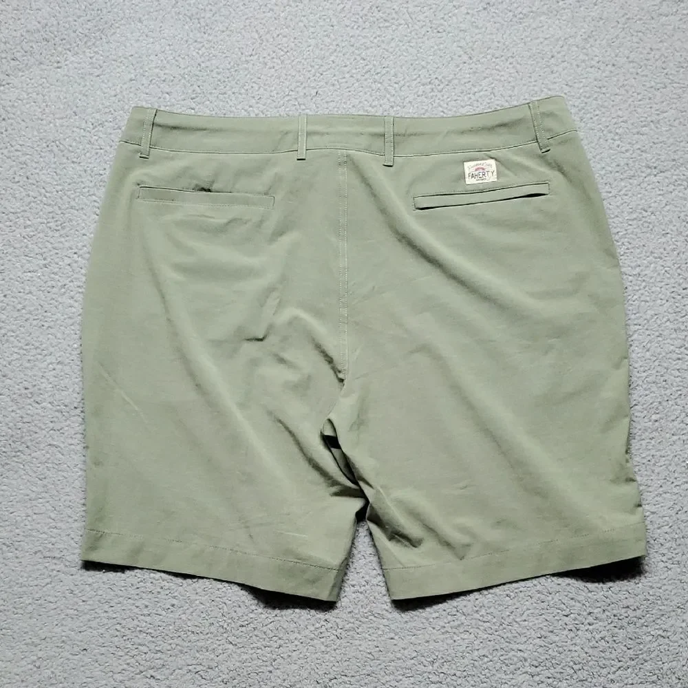 Faherty Light Sage Green Flat-Front Drawstring Shorts